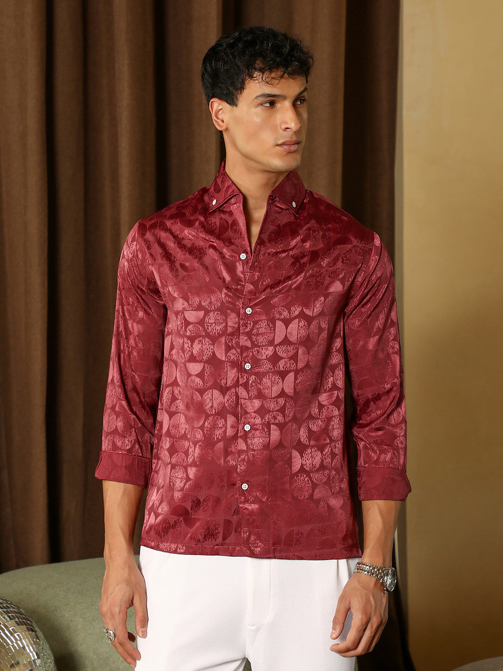 Semicurve-Jacquard Satin Shirt