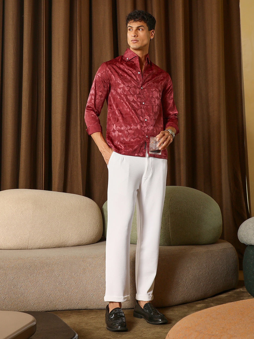 Semicurve-Jacquard Satin Shirt