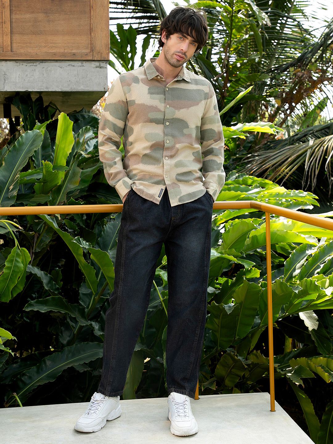 Abstract-Print Waffle Shirt