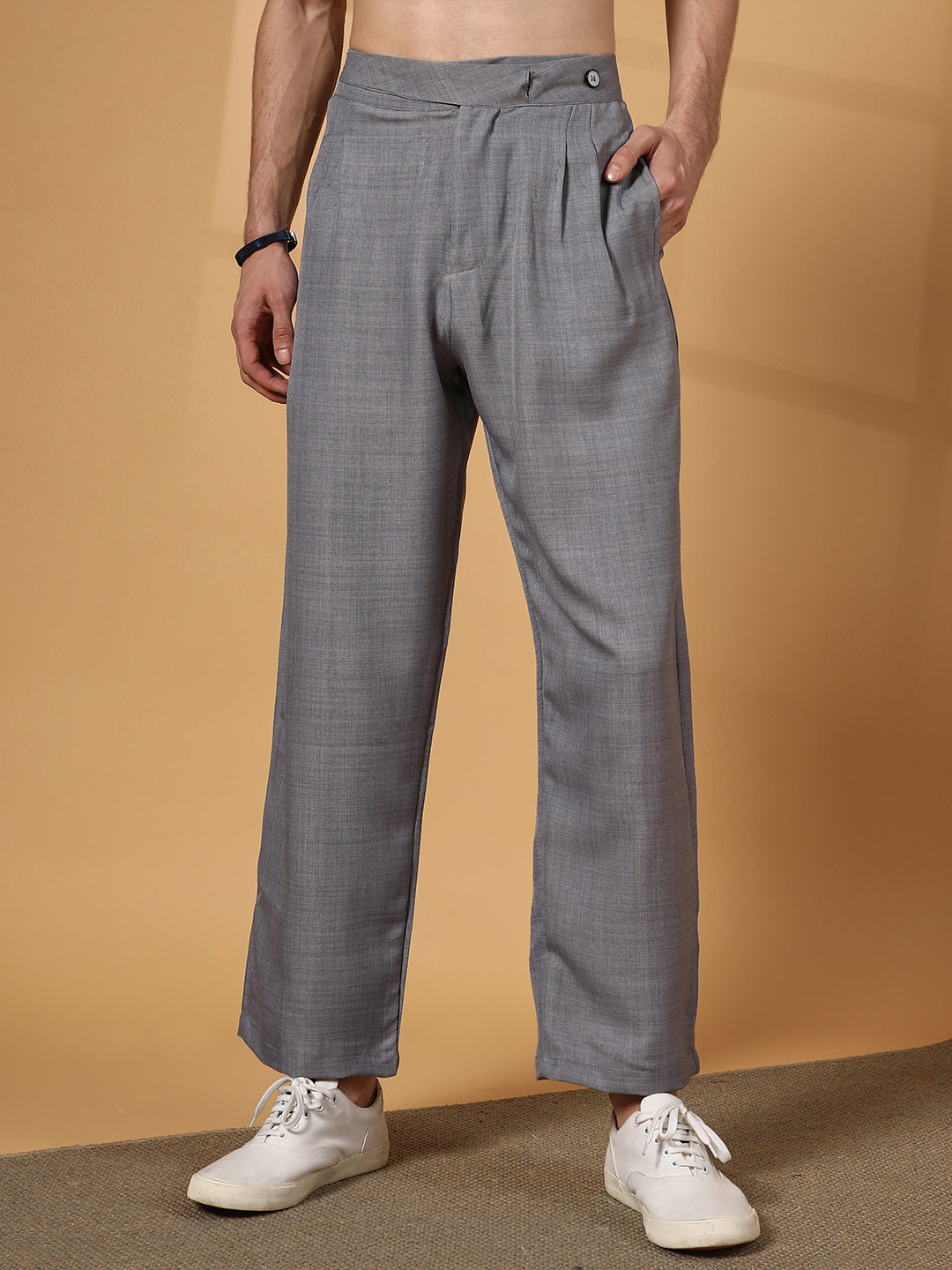 Pleated Relaxed Trousers