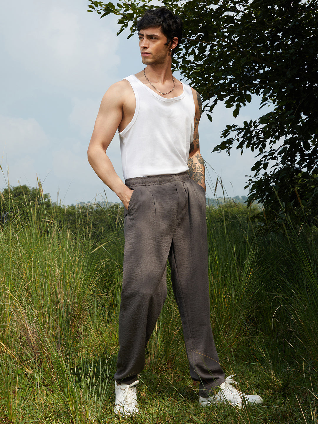 Lightweight - Crinkled Tailored Trousers