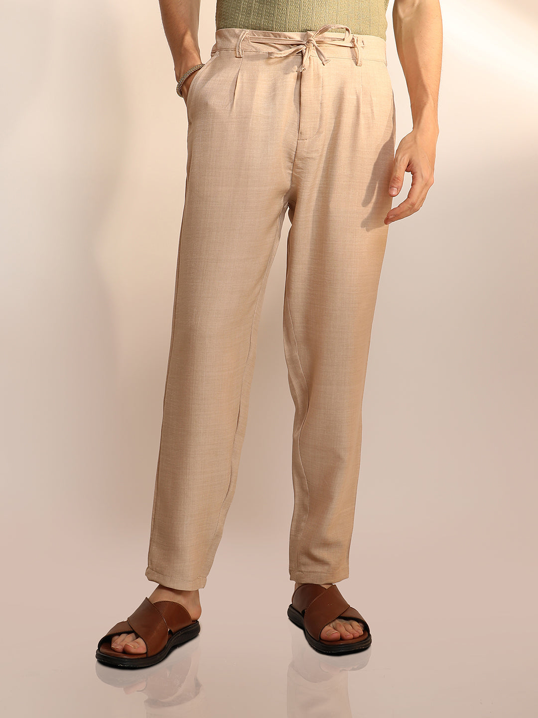 Lightweight - Solid Pleated Trousers