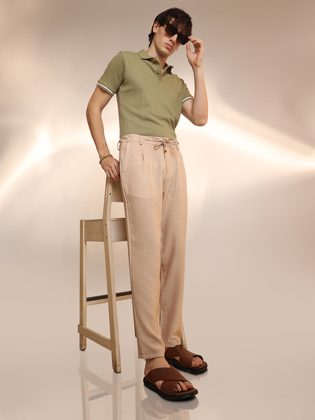 Lightweight - Solid Pleated Trousers