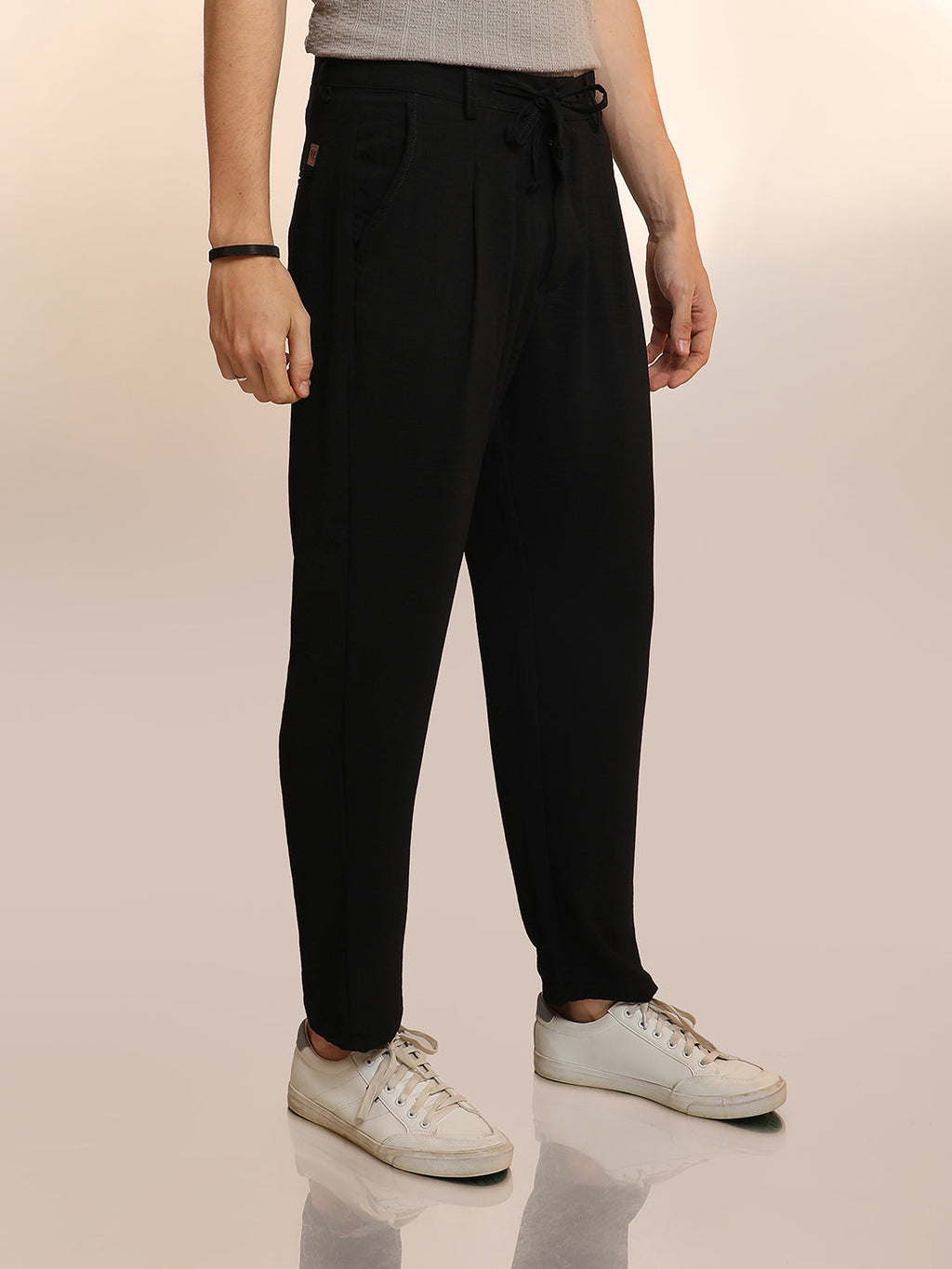 Lightweight - Solid Pleated Trousers