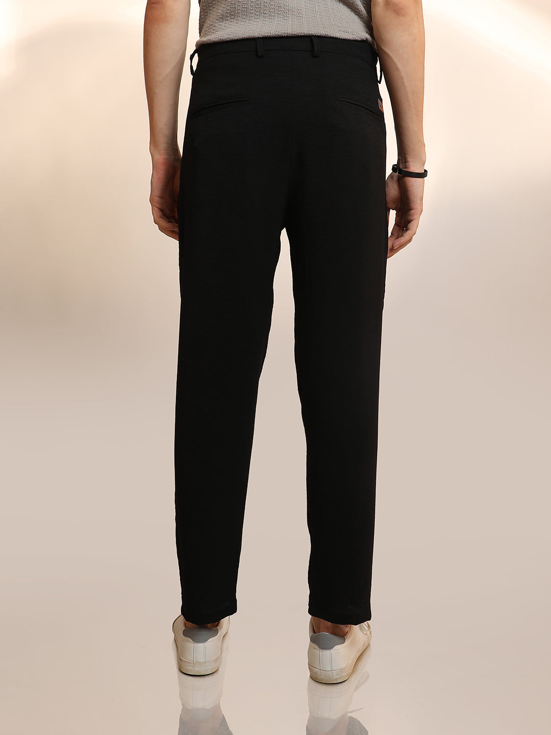 Lightweight - Solid Pleated Trousers