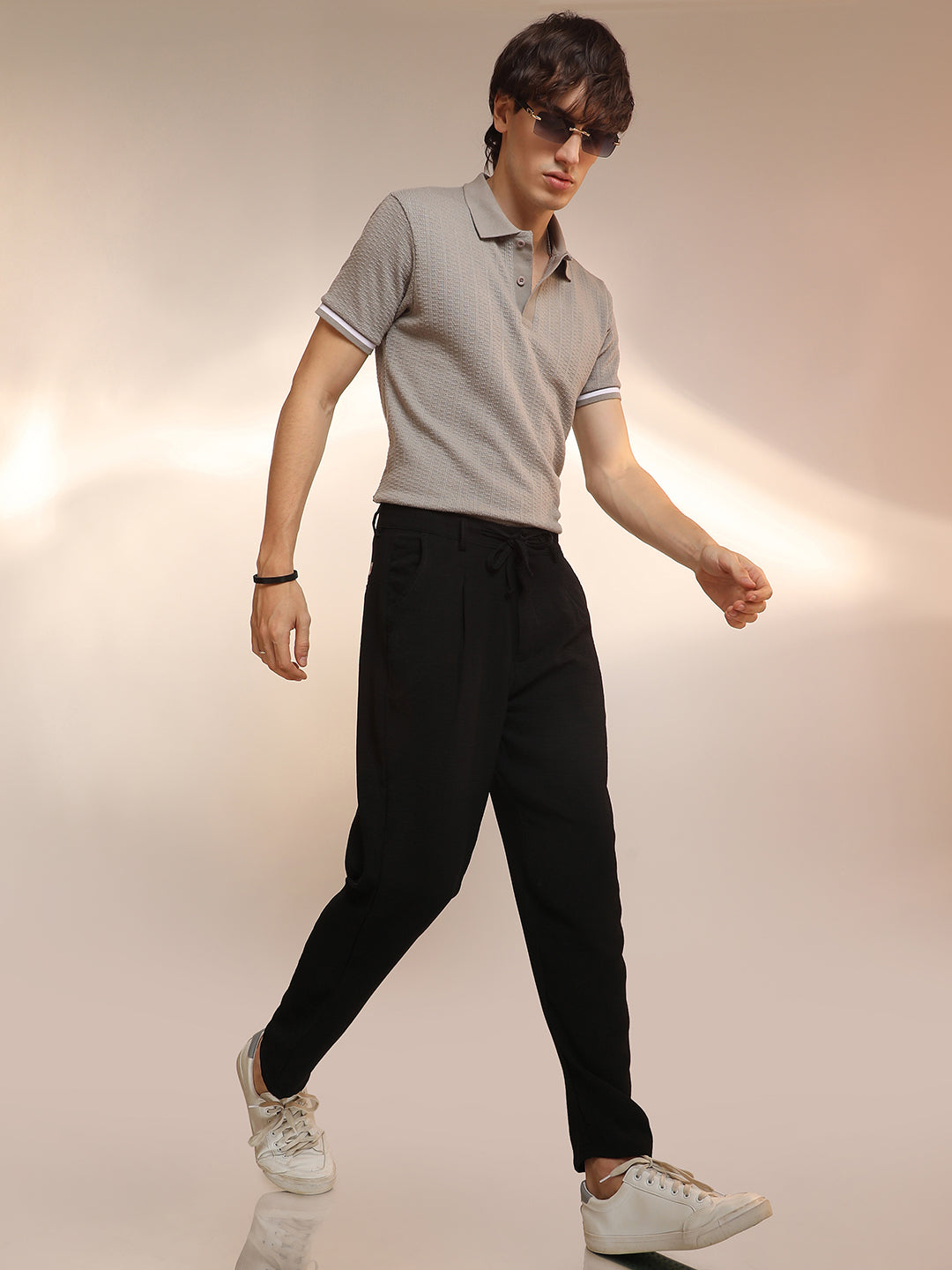 Lightweight - Solid Pleated Trousers