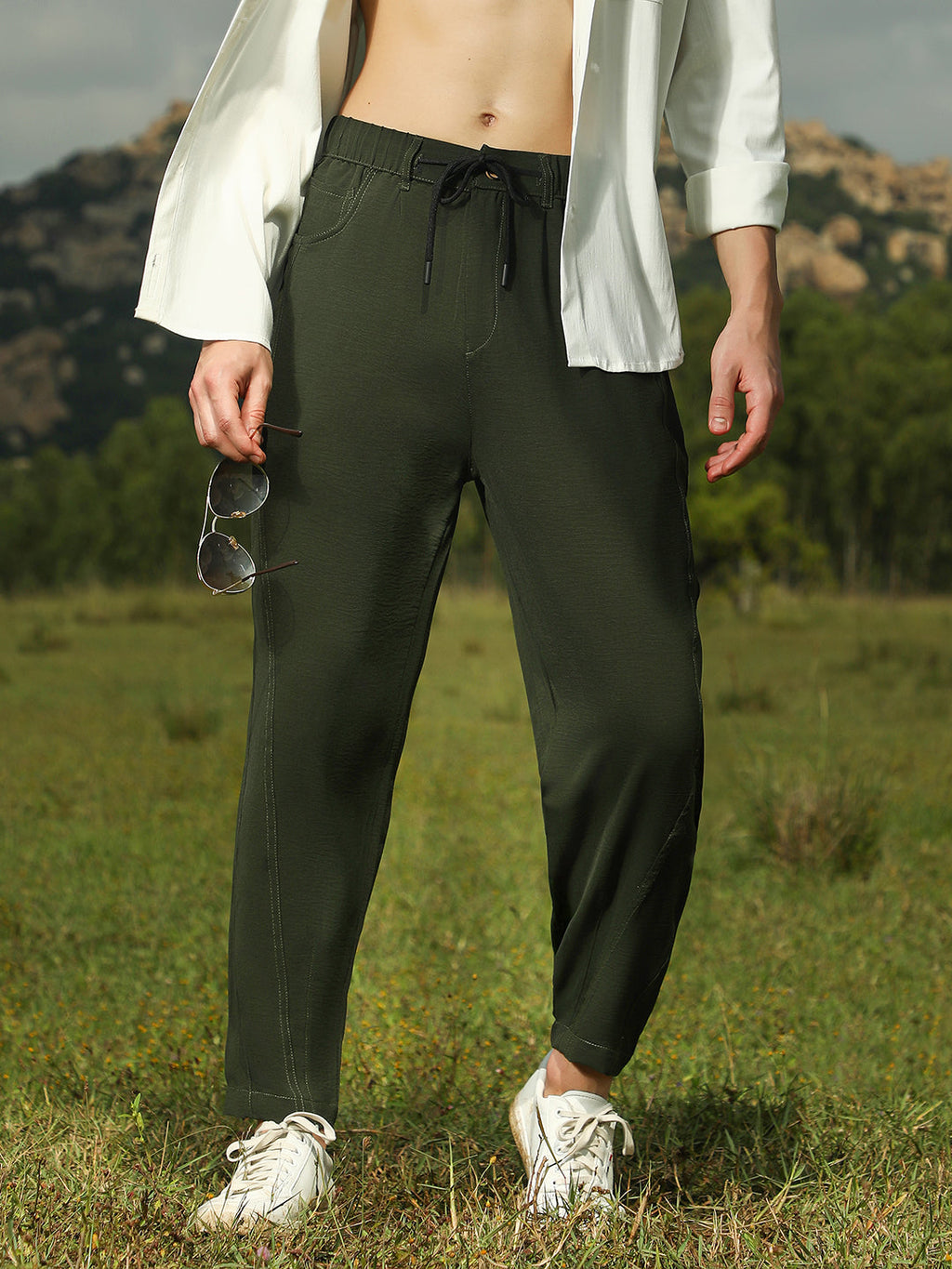 Lightweight - Tapered Tailored Trousers