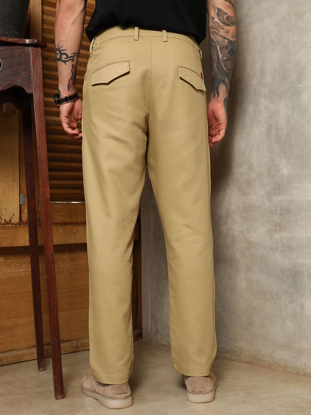 Ribbed-Pleated Chino Trousers