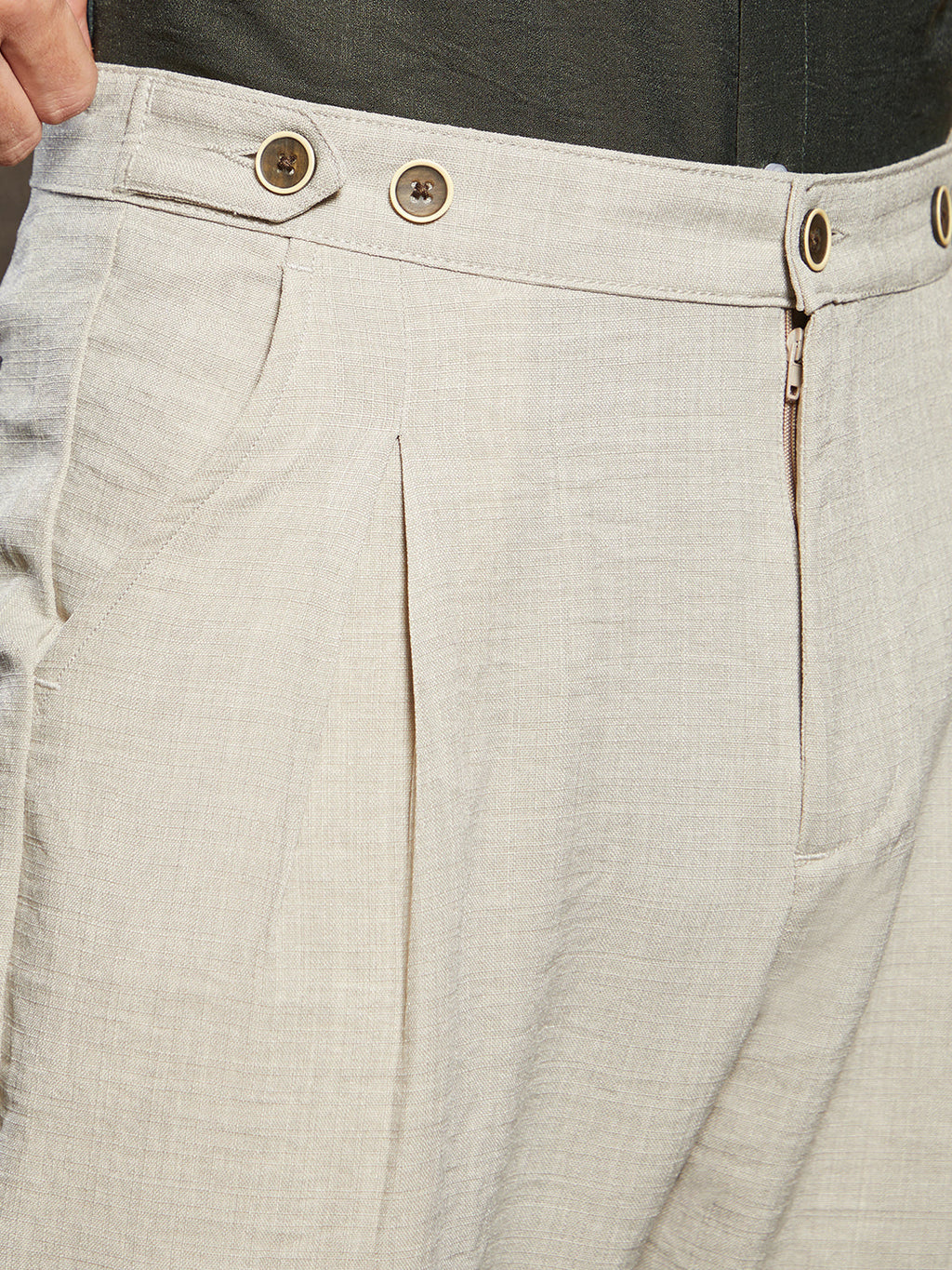 Lightweight - Pleated Tailored Trousers