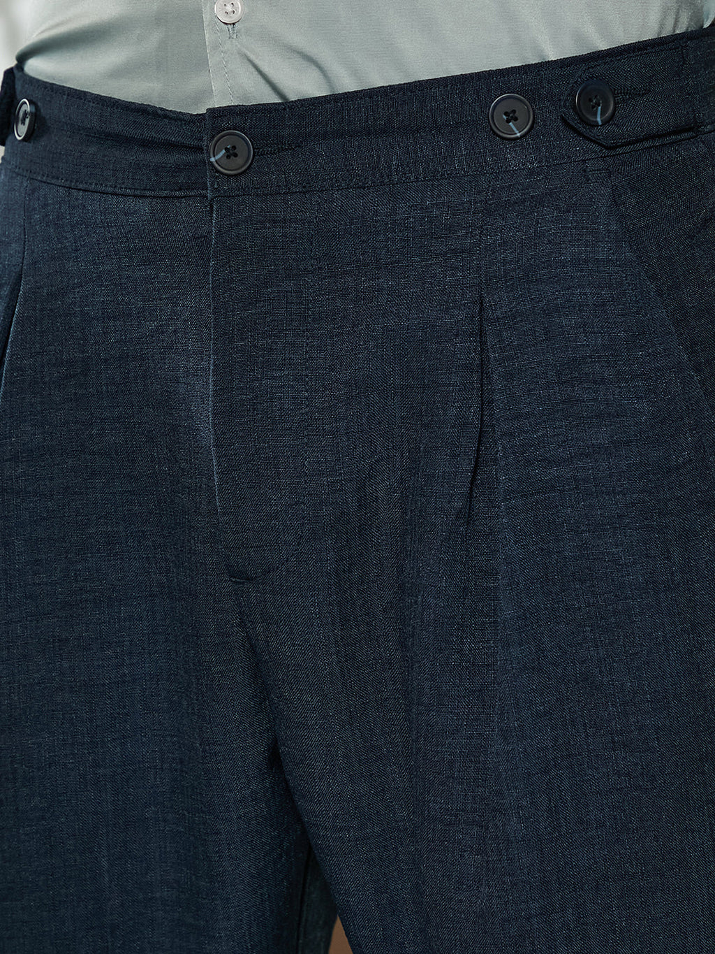 Lightweight - Pleated Tailored Trousers