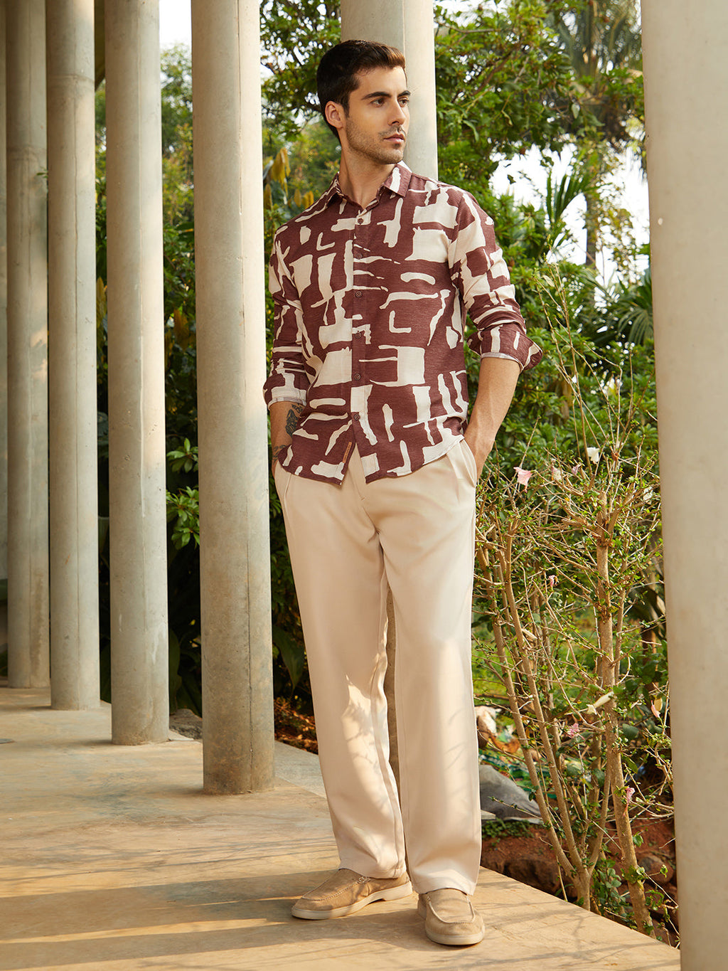 Lightweight - Straight Pleated Trousers