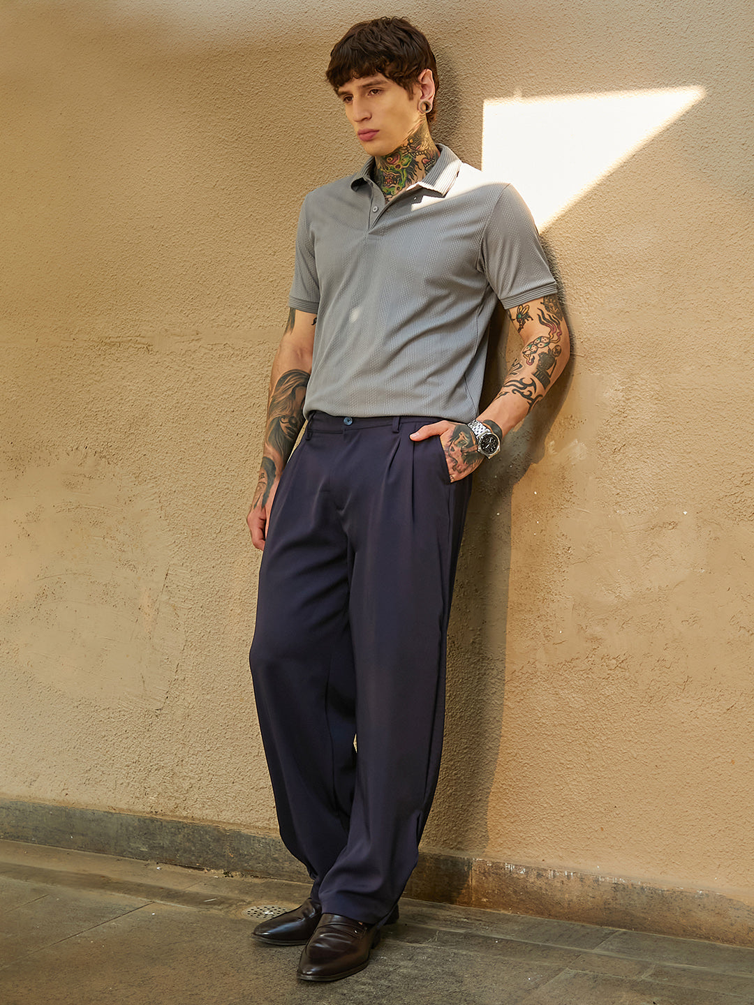 Straight-Cuffed Pleated Trousers