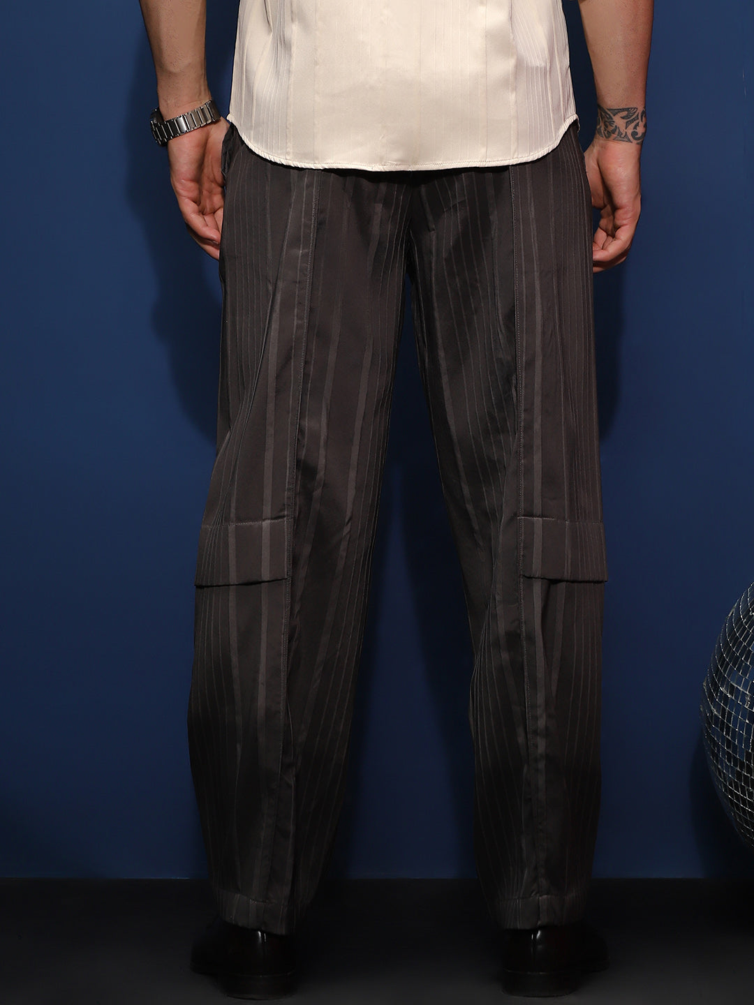 Lightweight - Unbalanced-Ridge Straight Trousers