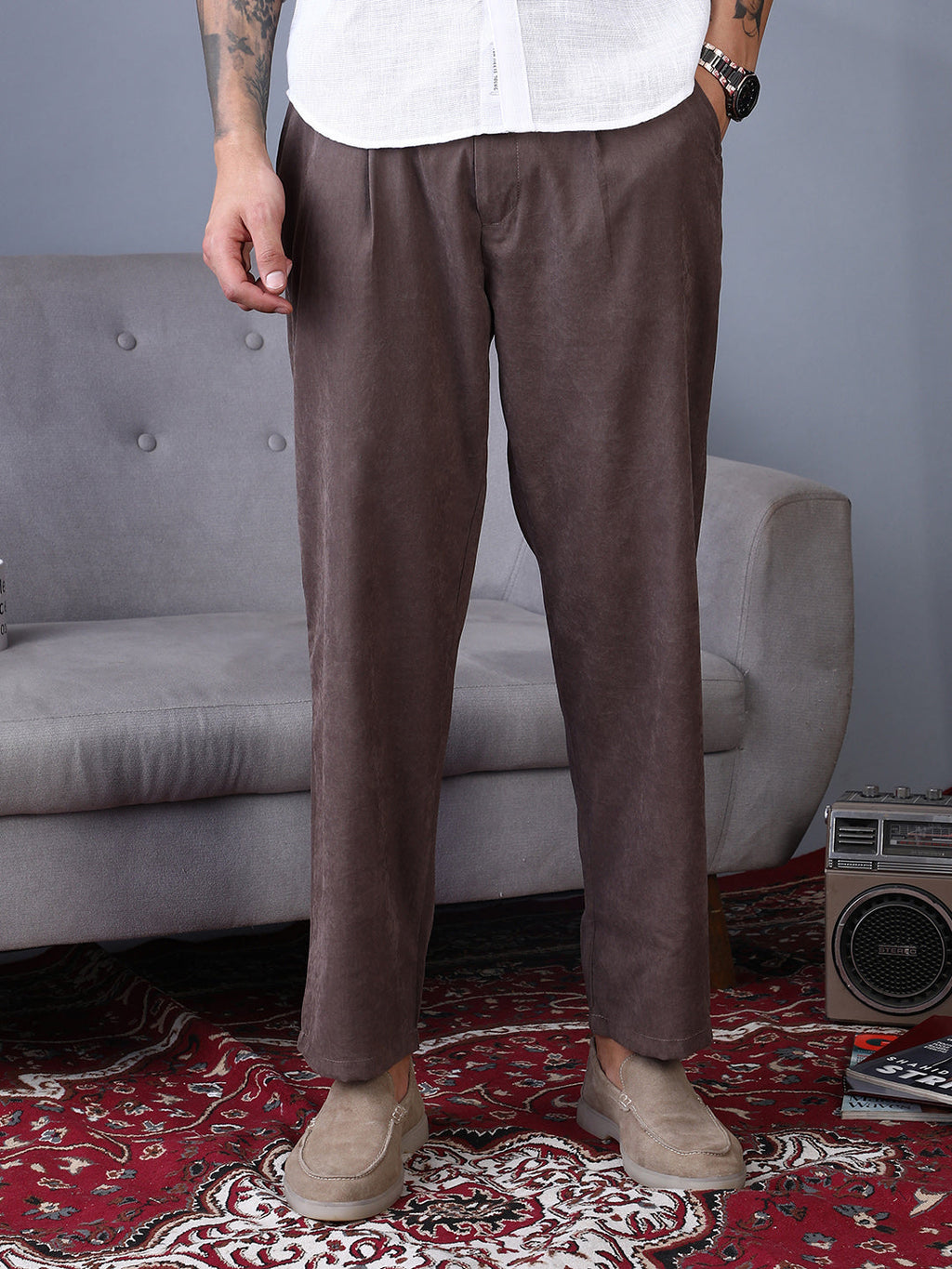 Lightweight - Corduroy Pleated Trousers