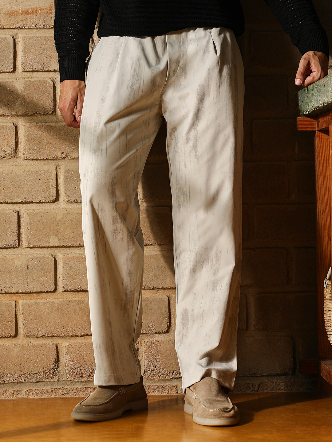 Gazed-Imprint Relaxed Trousers