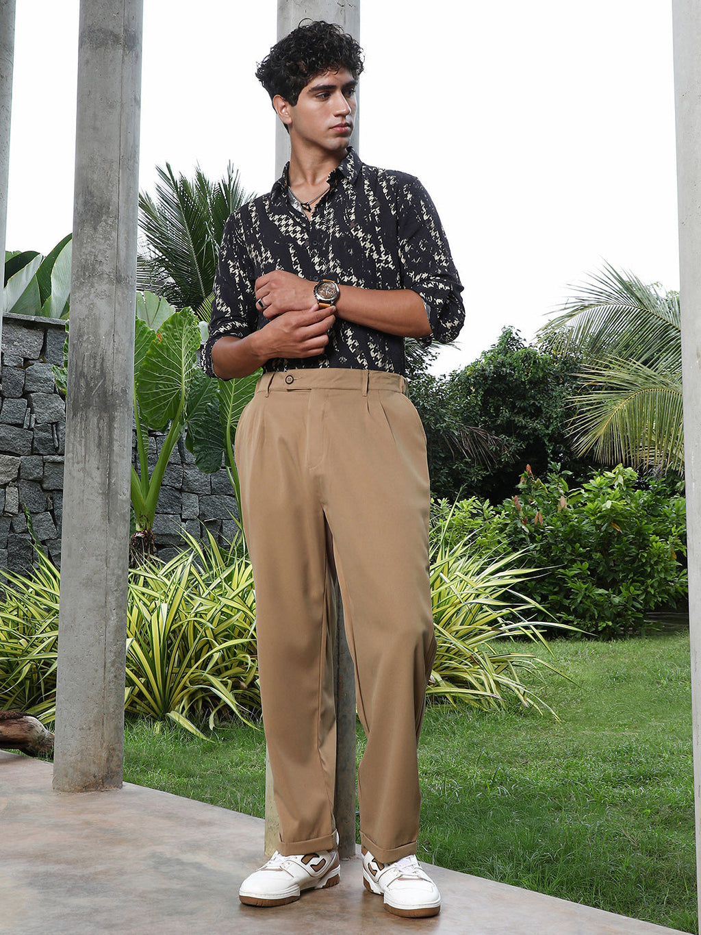 Lightweight - Extended-Waistband Relaxed Trousers