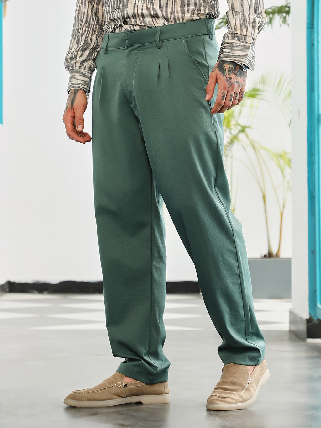 Lightweight - Double-Pleated Tailored Trousers