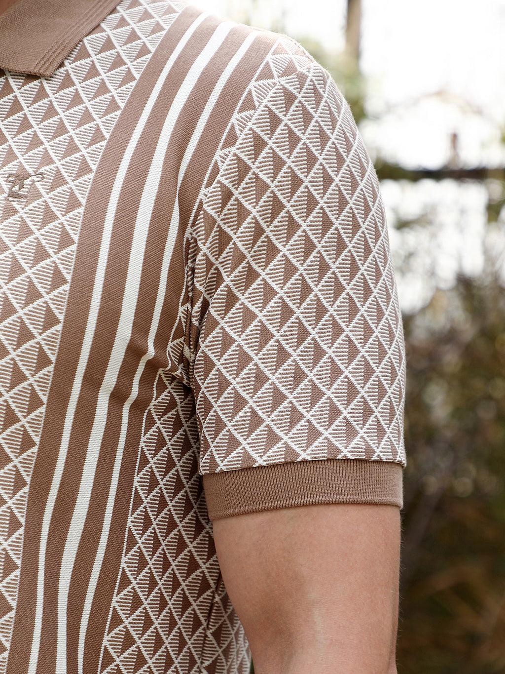 Gradient-Geometric Jacquard Polo T-Shirt