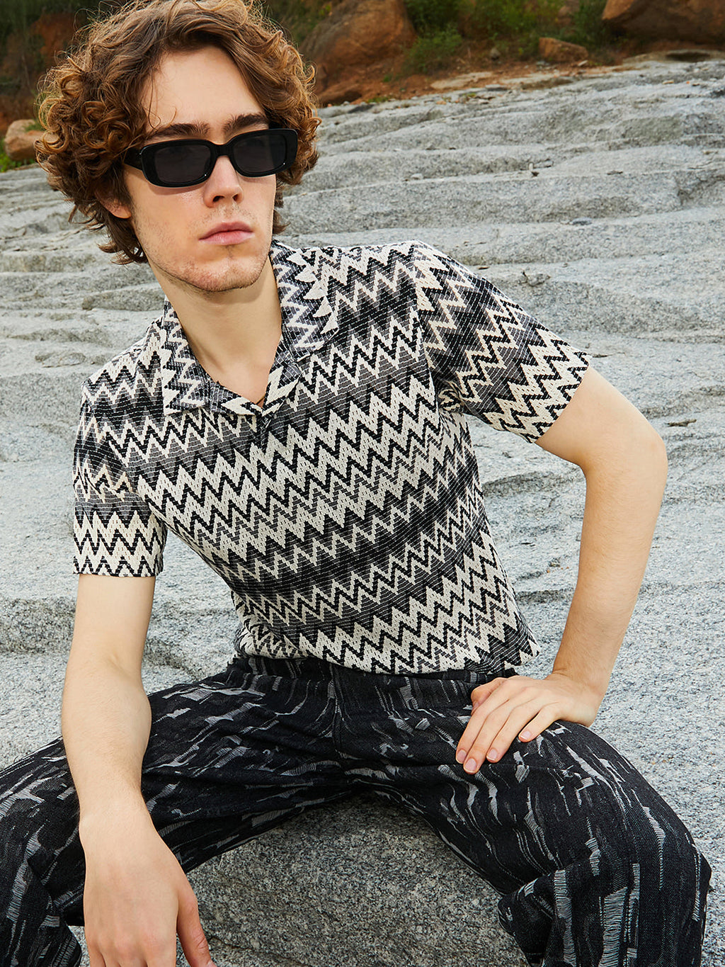 Zig-Zag Knit Polo T-Shirt