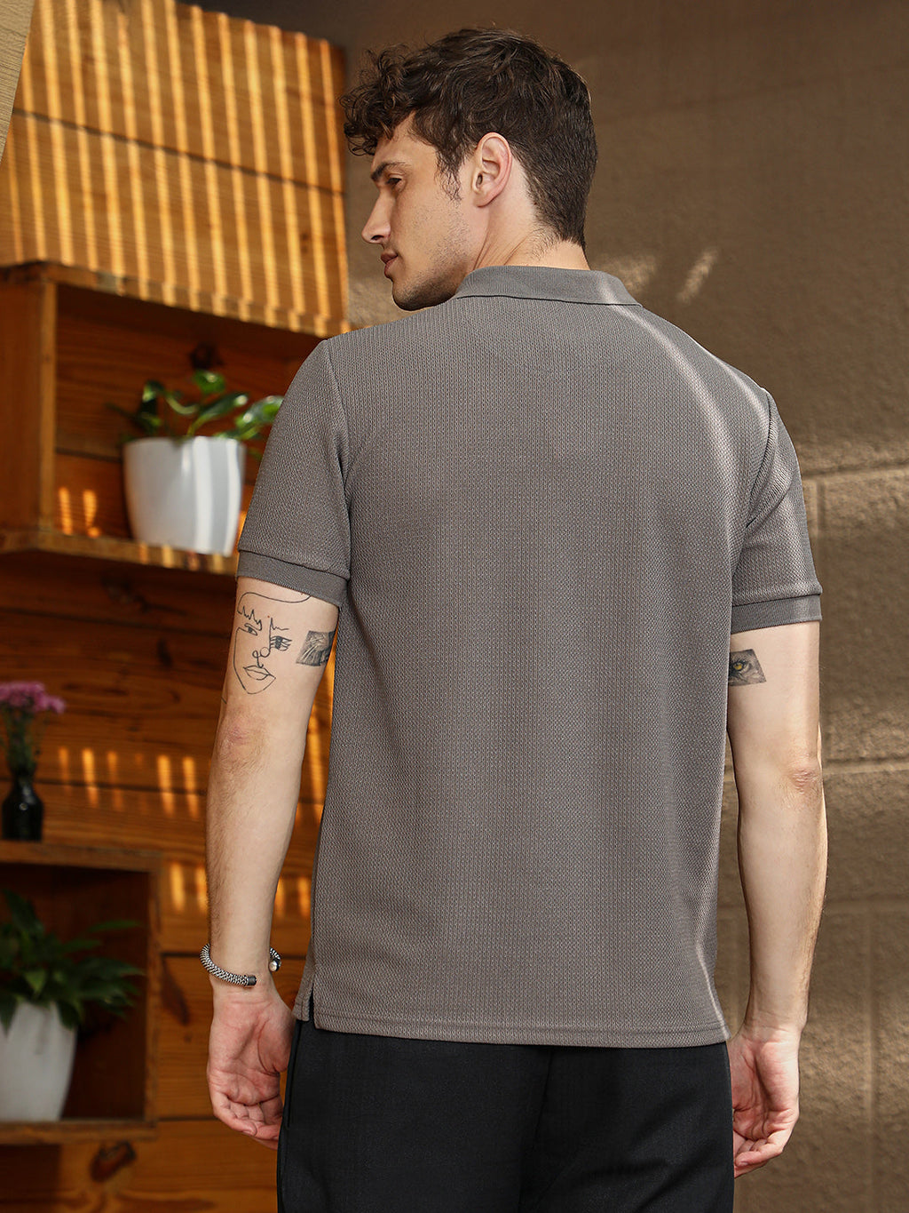 Chainlink-Ribbed Polo T-Shirt