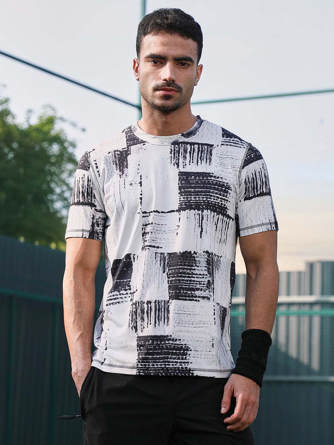 Contrast-Fade Activewear T-Shirt