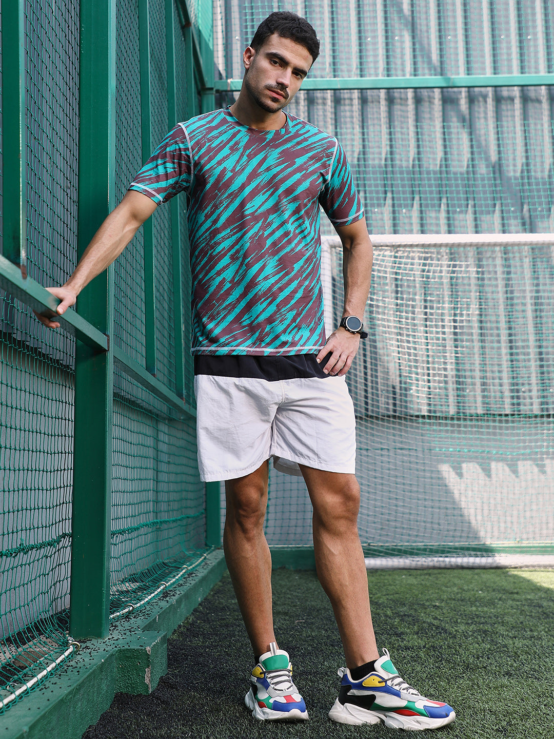 Contrast-Stroke Activewear T-Shirt