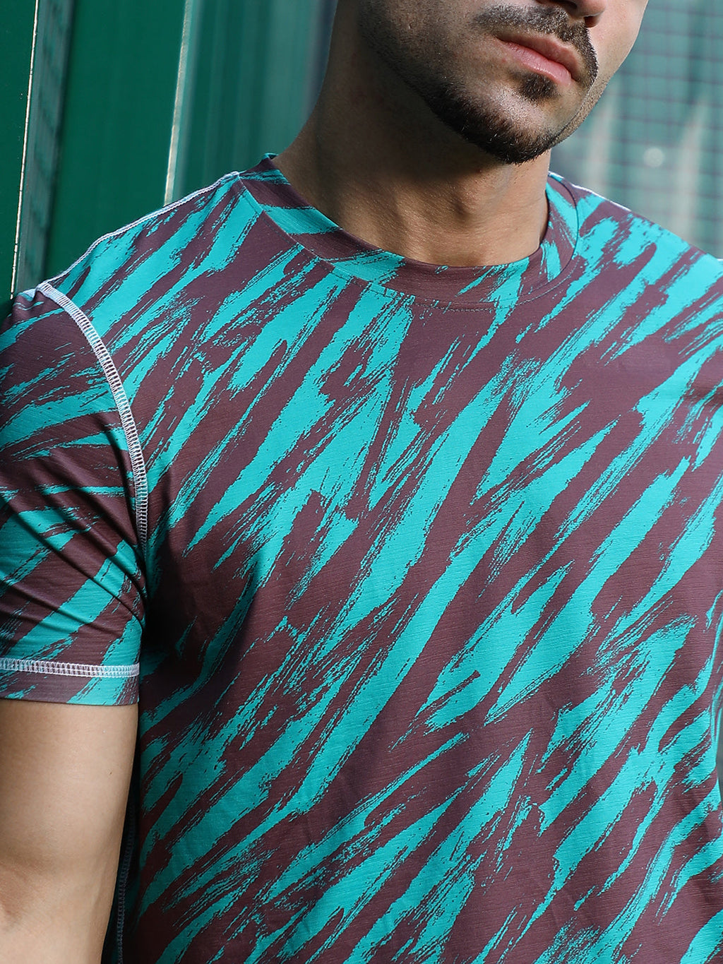 Contrast-Stroke Activewear T-Shirt