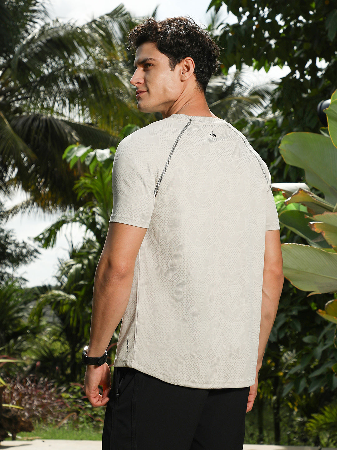 Saltbox Beige Abstract-Imprint Activewear T-Shirt