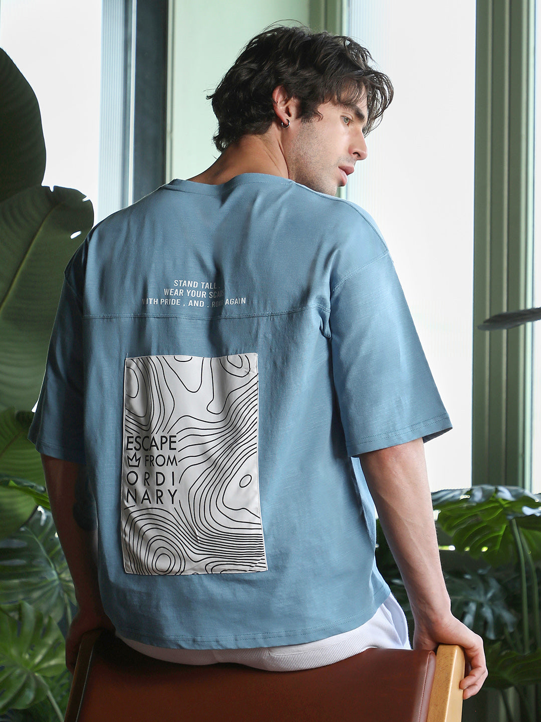 Escape-Ordinary Imprint Oversized T-Shirt