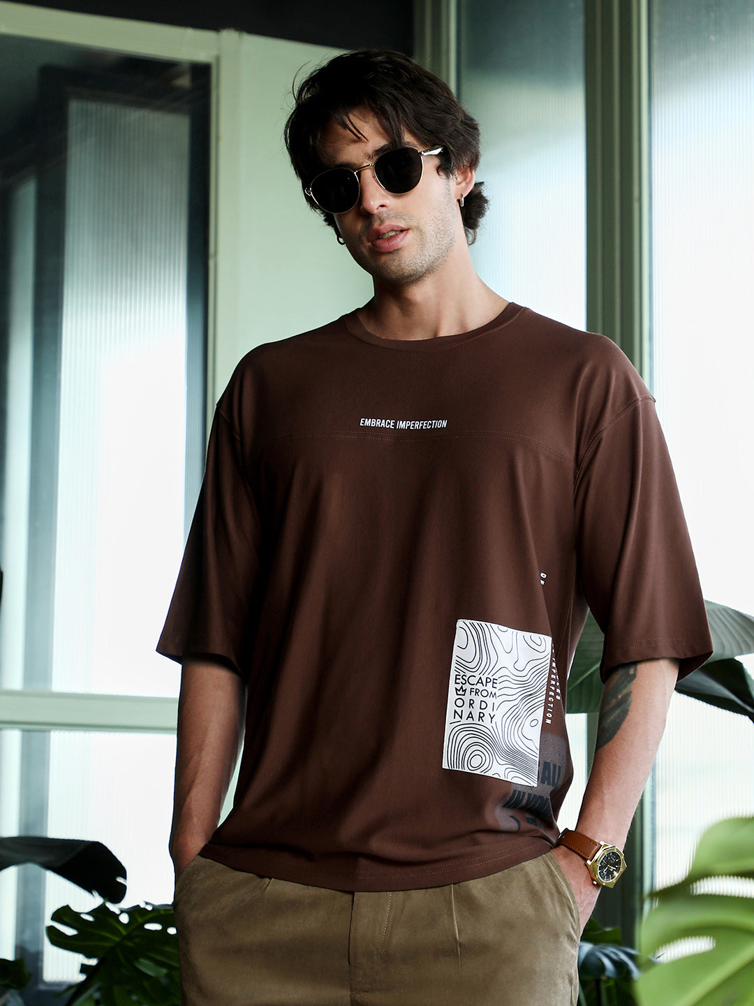 Escape-Ordinary Imprint Oversized T-Shirt