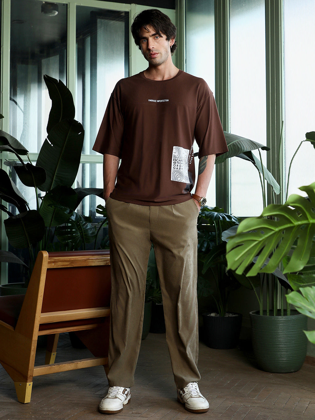 Escape-Ordinary Imprint Oversized T-Shirt