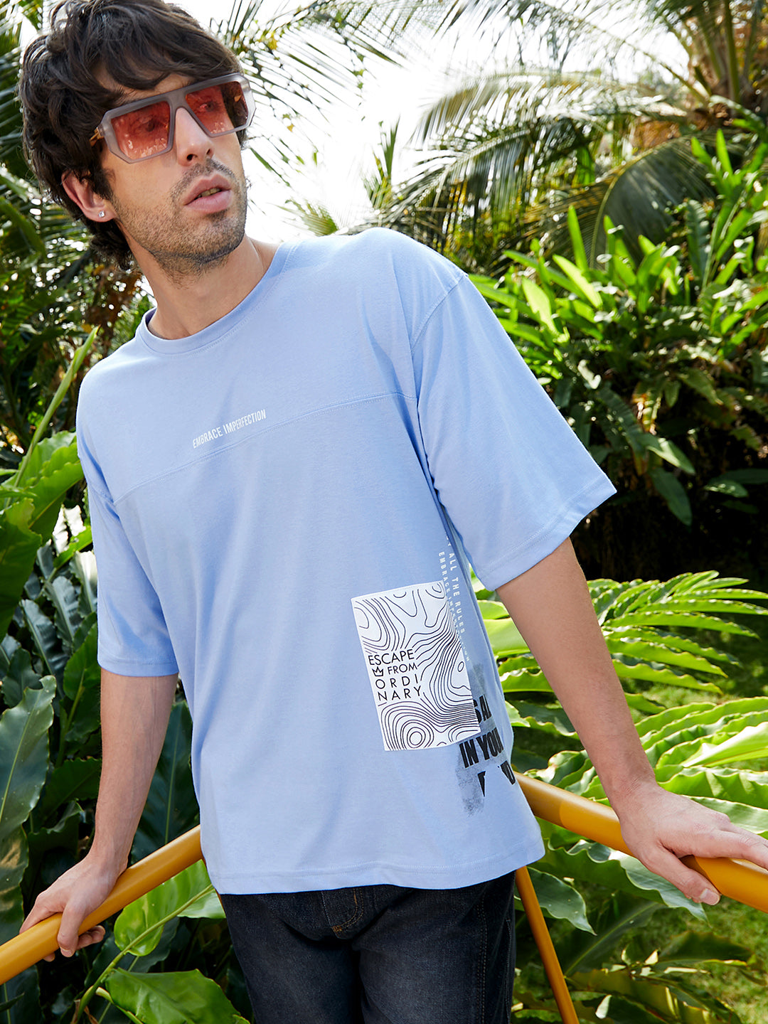 Escape-Ordinary Imprint Oversized T-Shirt