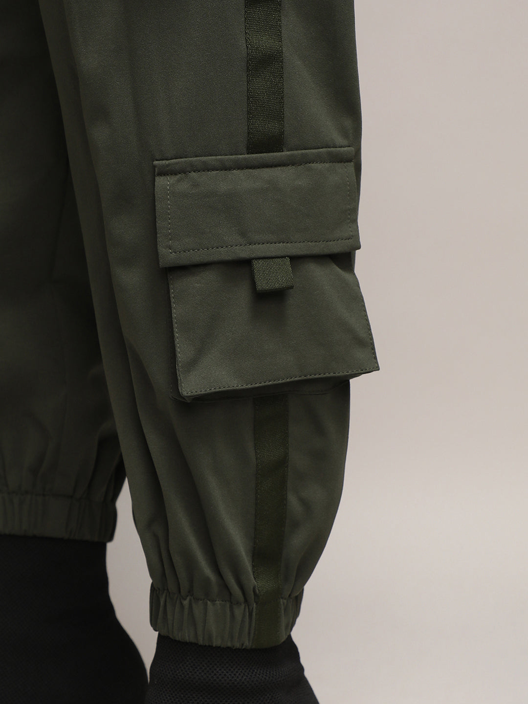 Cuffed Hem Cargo Trousers