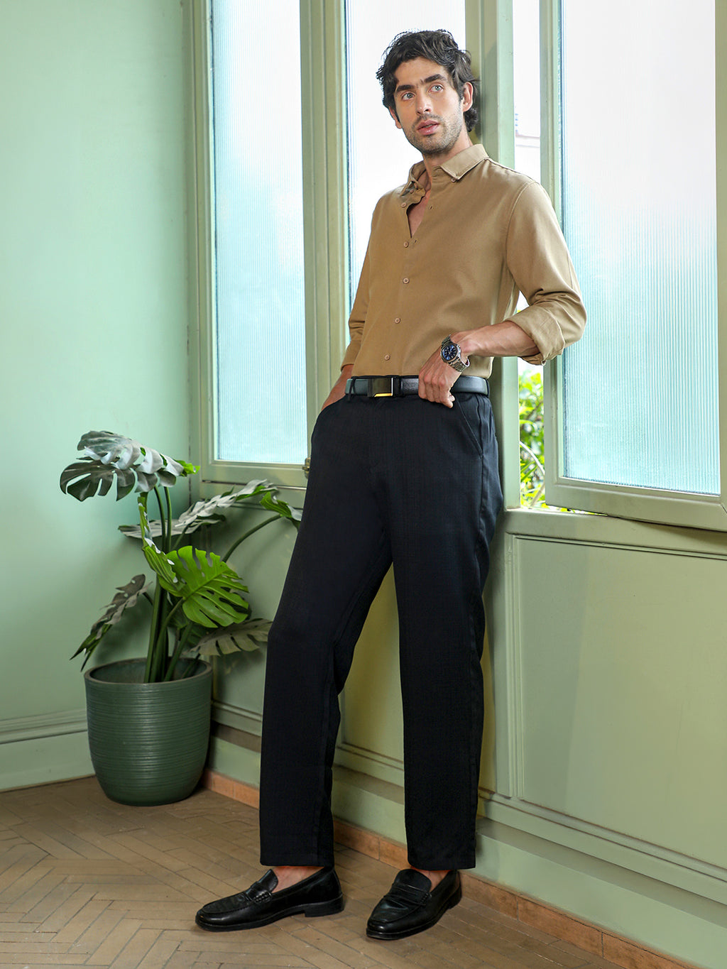 Men's Solid Khaki Cotton Button-Down Casual Shirt