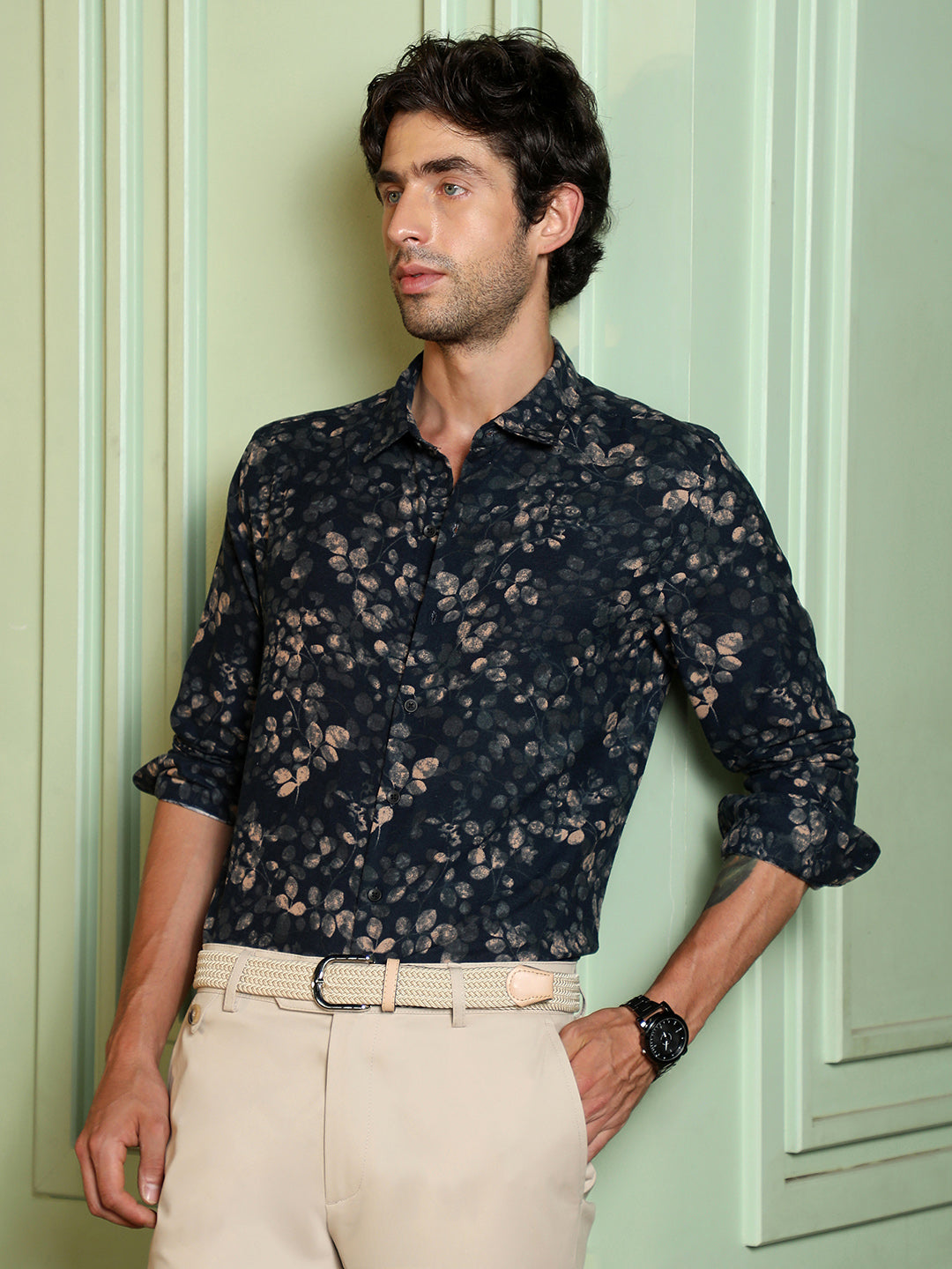 Men's Navy Blue Printed Slim Fit Casual Shirt