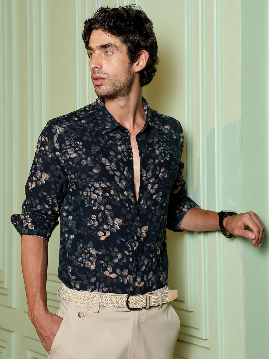 Men's Navy Blue Printed Slim Fit Casual Shirt