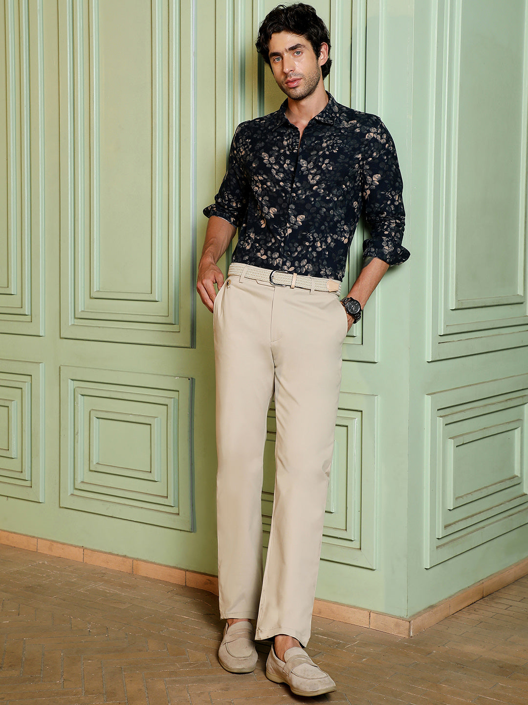 Men's Navy Blue Printed Slim Fit Casual Shirt