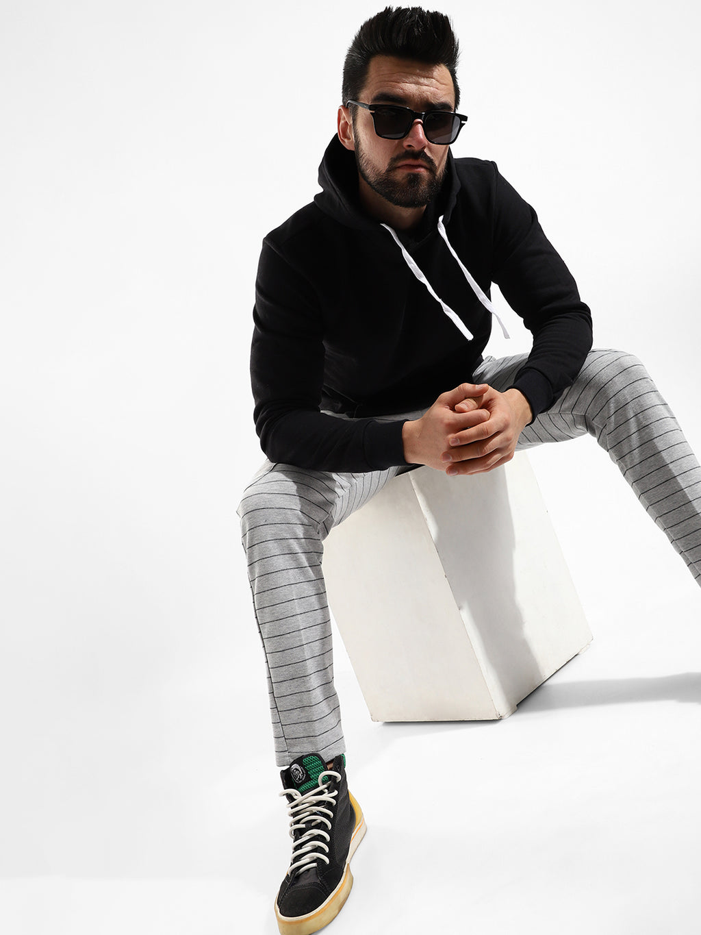 Cotton Solid Regular Fit Tracksuit For Casual Wear