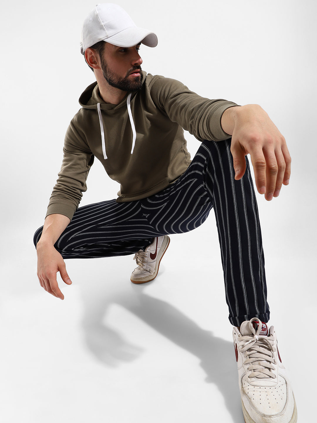 Cotton Solid Regular Fit Tracksuit For Casual Wear