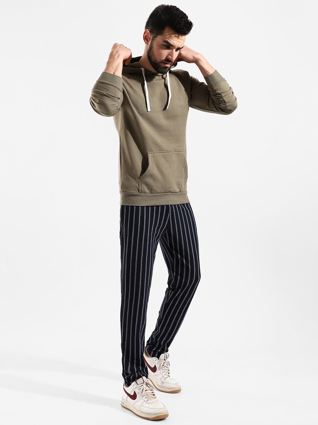 Cotton Solid Regular Fit Tracksuit For Casual Wear