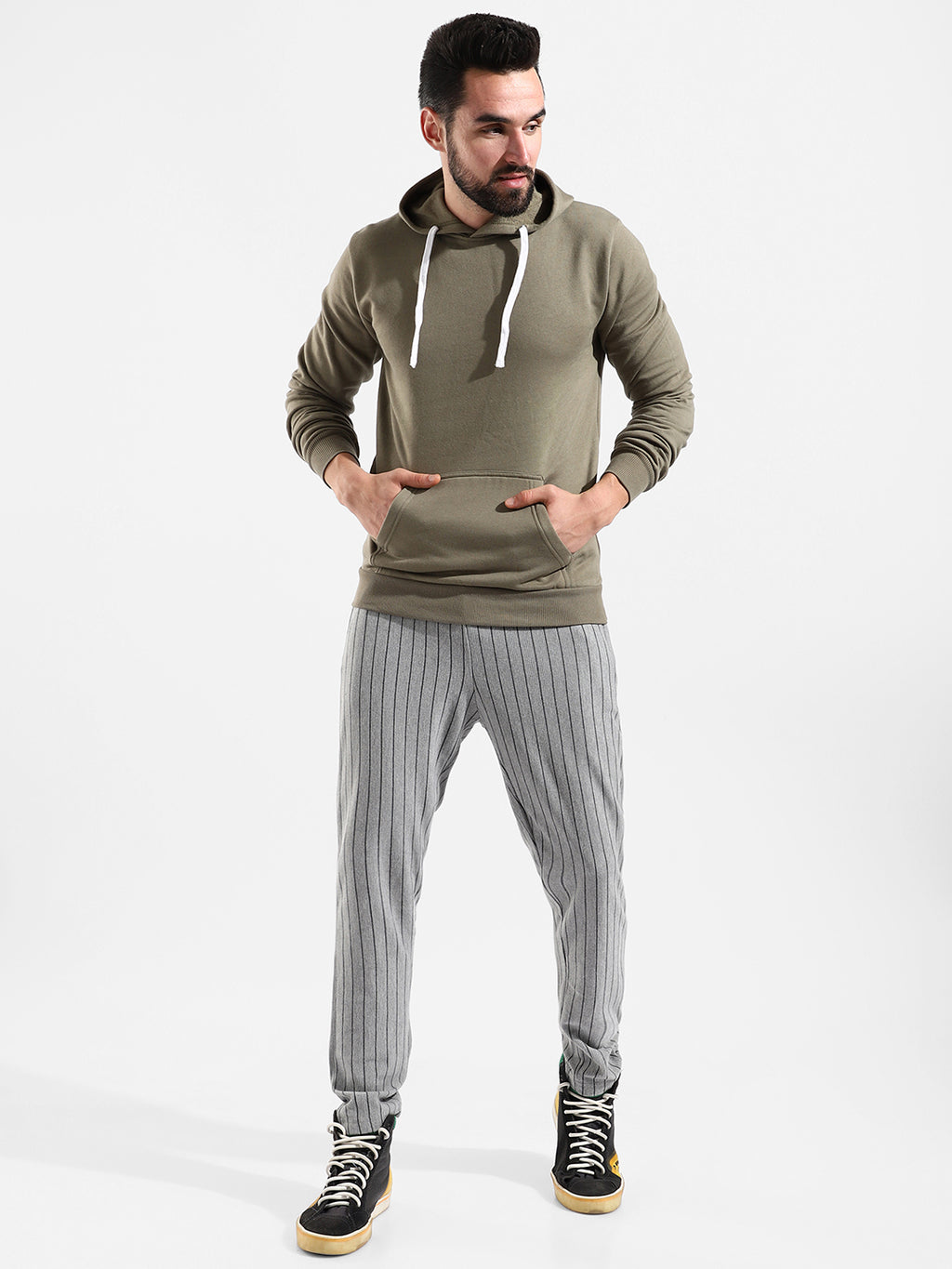 Cotton Solid Regular Fit Tracksuit For Casual Wear
