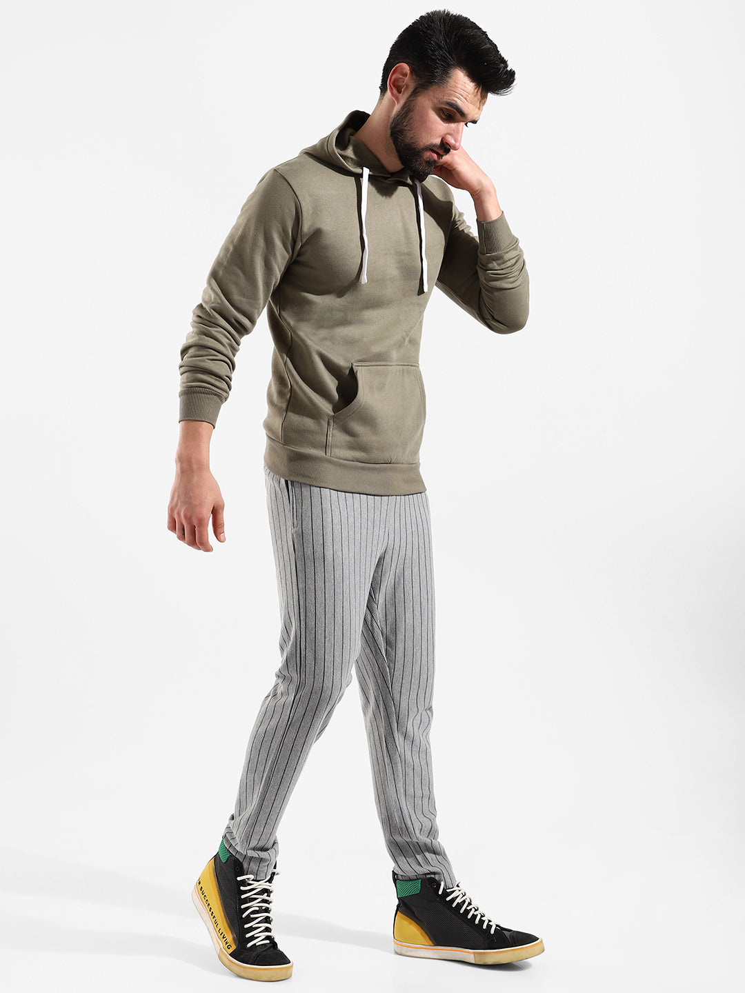 Cotton Solid Regular Fit Tracksuit For Casual Wear