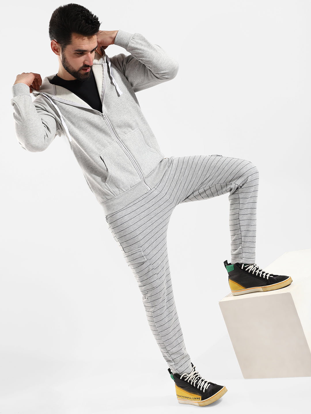 Cotton Solid Regular Fit Tracksuit For Casual Wear