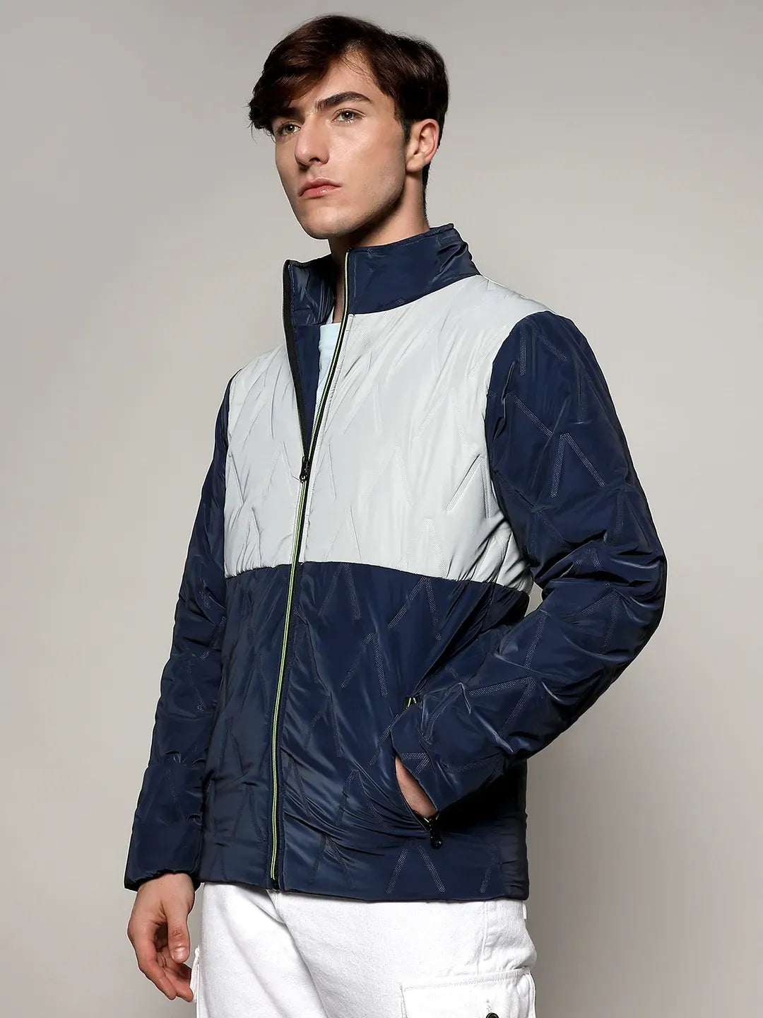 Contrast V Quilted Puffer Jacket