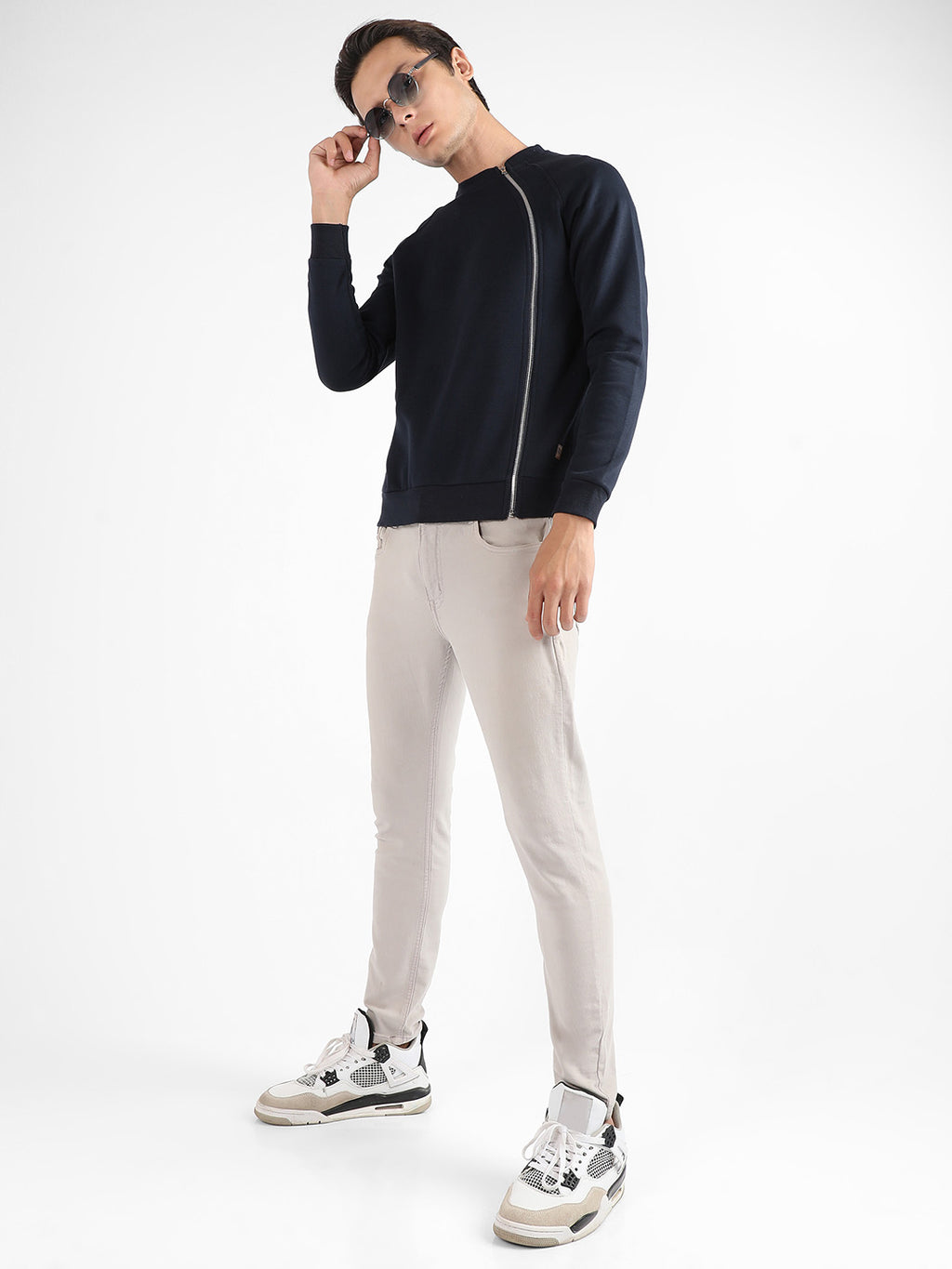 Sweatshirt With Asymmetriclal Zip