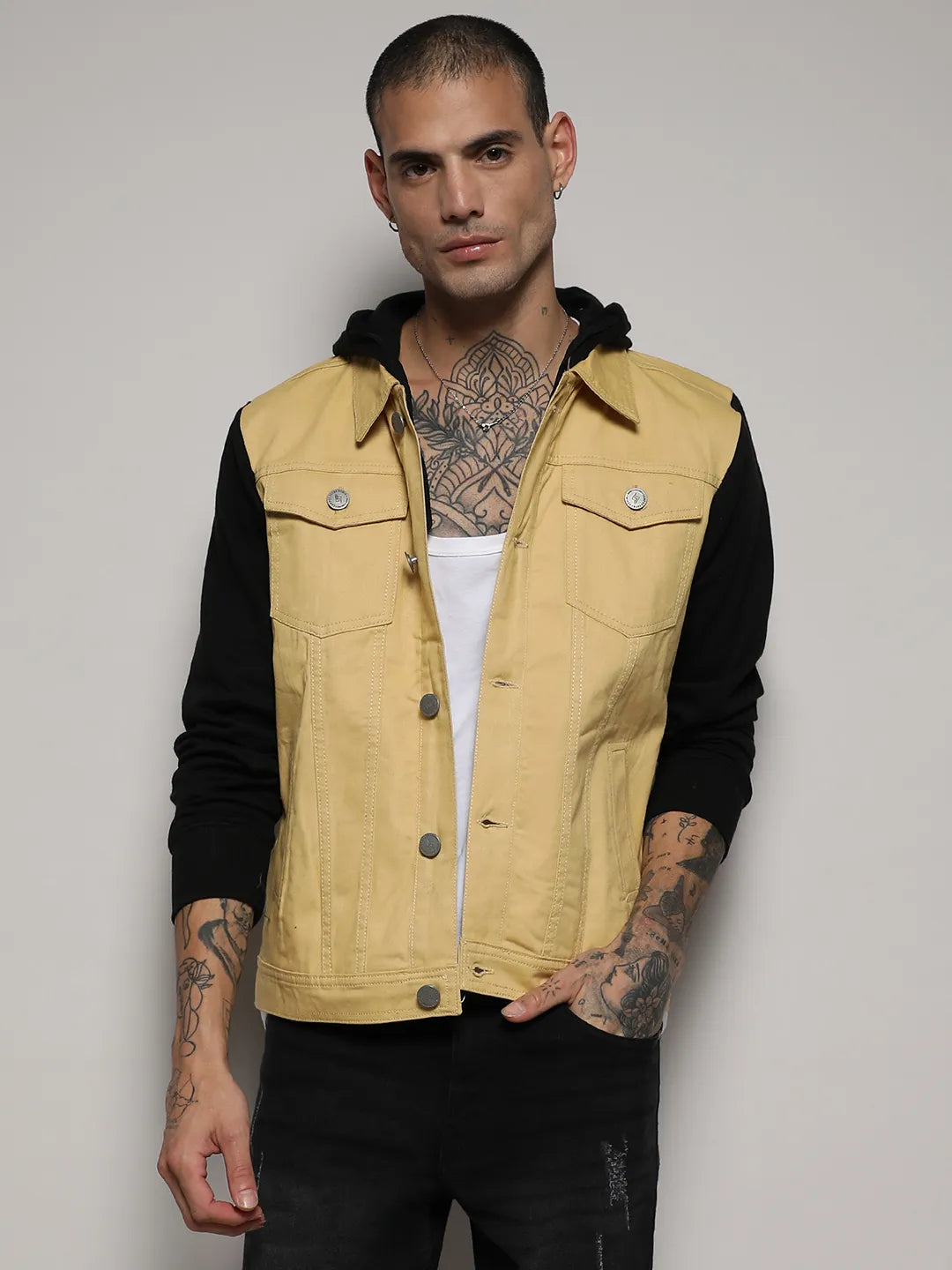 Campus Sutra Men s Black Yellow Light Wash Denim Jacket With Sweatshirt Sleeve Campussutra