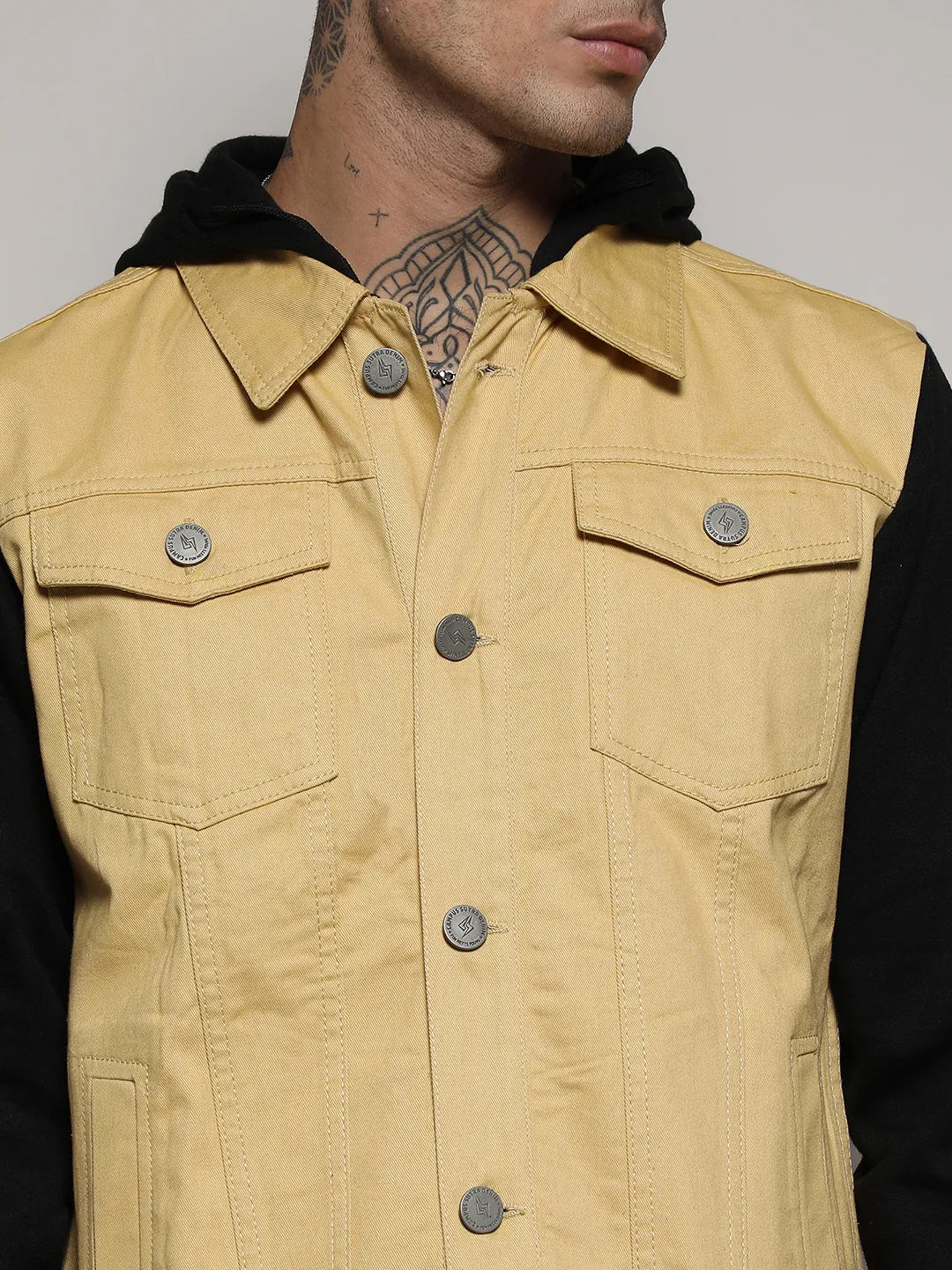 Black & Yellow Light-Wash Denim Jacket With Sweatshirt Sleeve