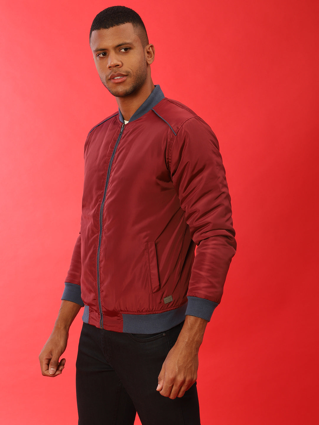 Zip-Front Puffer Jacket With Contrast Piping