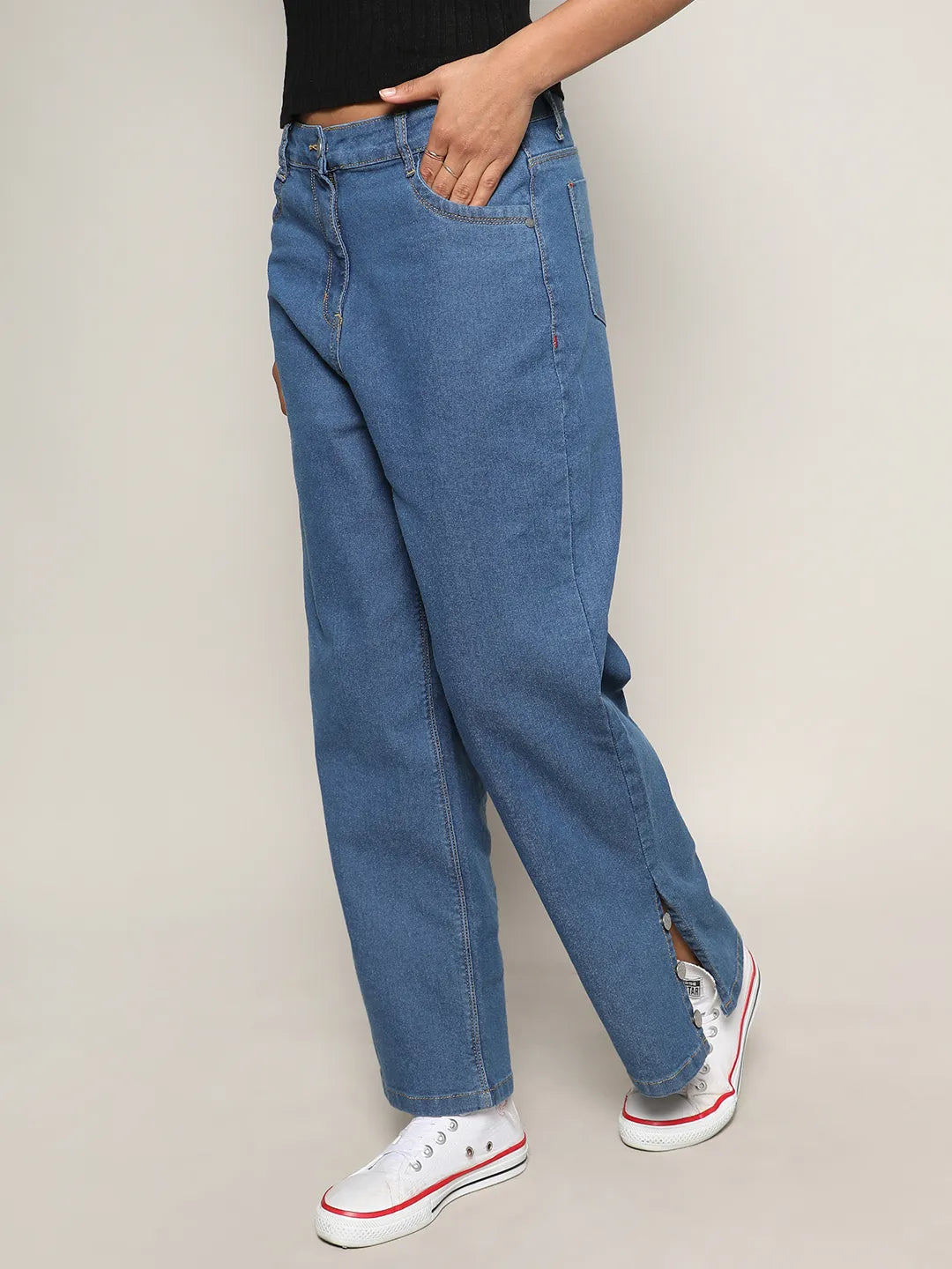 Mid-Rise Baggy Denim Jeans