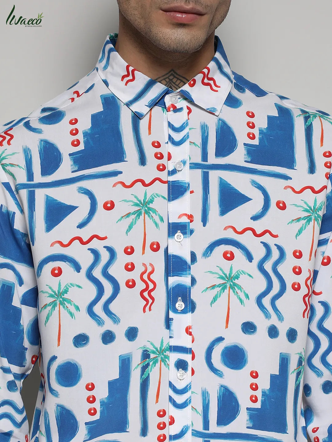 EcoLiva White & Blue Geometric Palm Tree Shirt